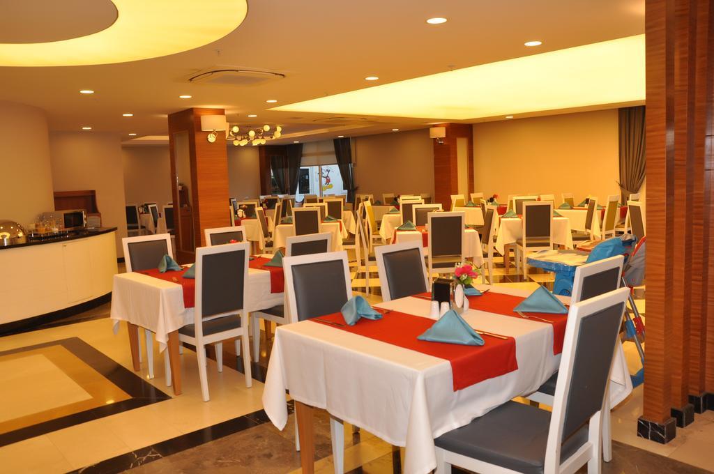 Palm World Side Resort & Spa מראה חיצוני תמונה