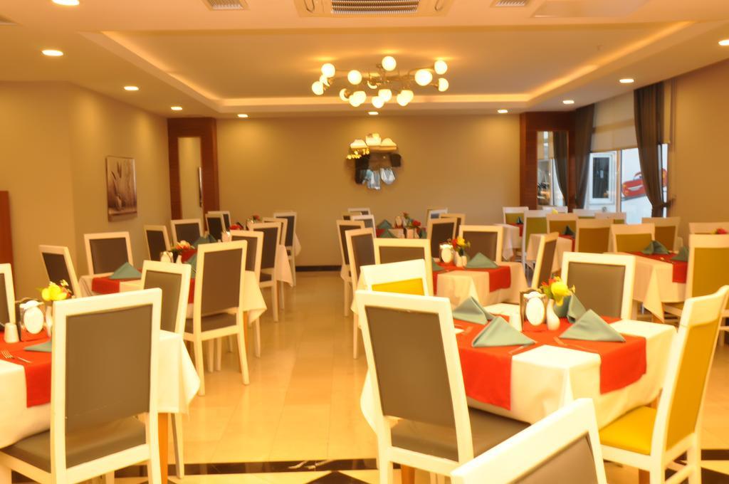 Palm World Side Resort & Spa מראה חיצוני תמונה